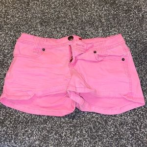 Women’s pink shorts size 7